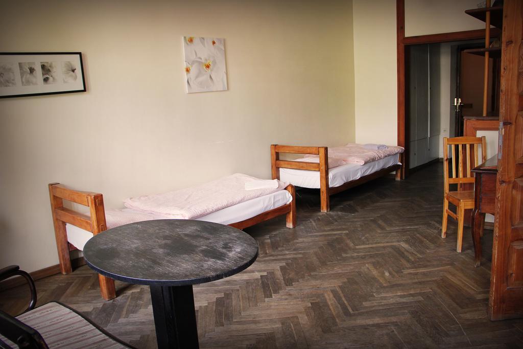 Tutti Frutti Hostel Краков Экстерьер фото
