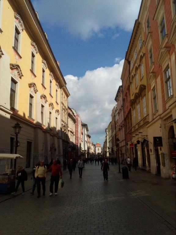 Tutti Frutti Hostel Краков Экстерьер фото
