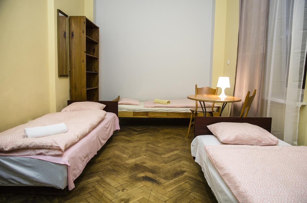 Tutti Frutti Hostel Краков Экстерьер фото
